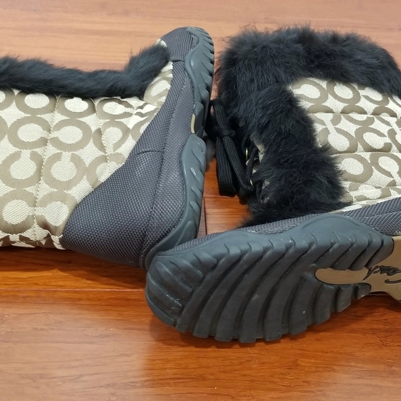 Coach Jennie Black Fur Trimmed Plaid Quilted Snow Boots Size  COPY - Coach Jennie Snow boots, size 7
